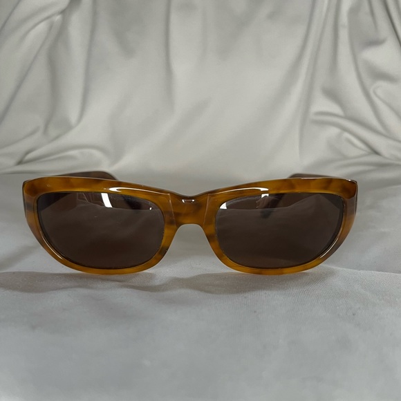 New women’s vintage Ellen Tracy tortoise acetate sunglasses - Picture 1 of 6
